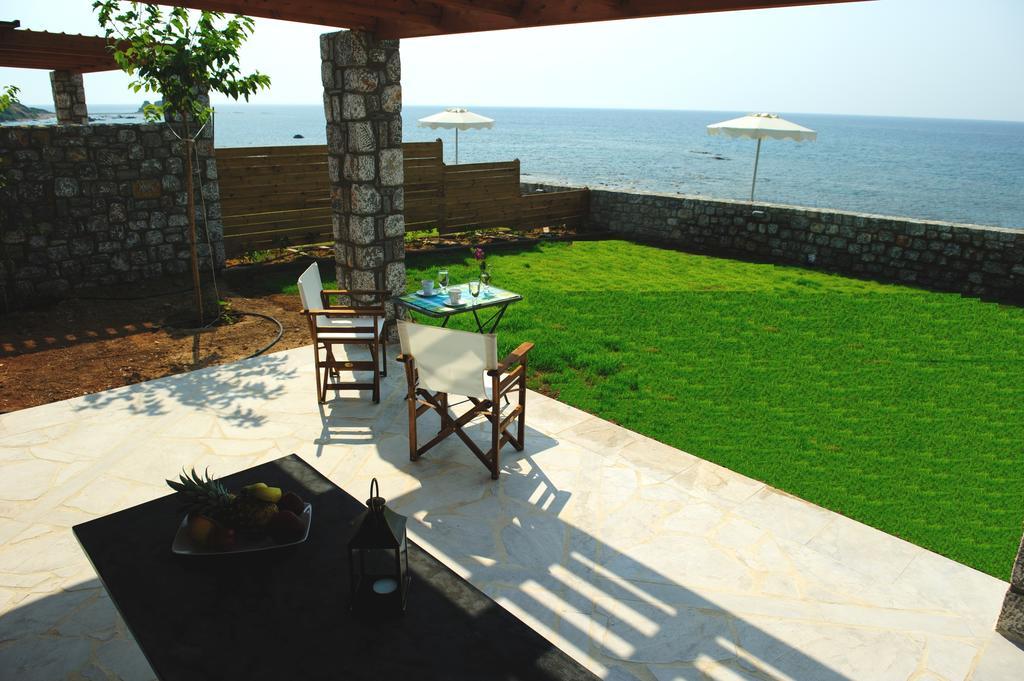 Alisahni Beachfront Villas Киотари Экстерьер фото